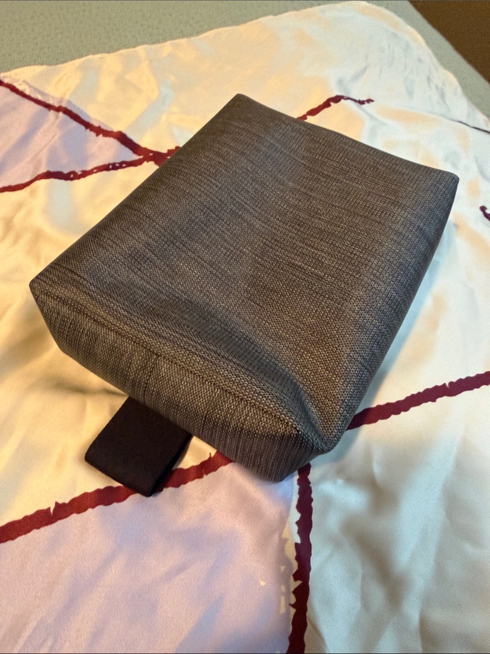Cadence small parcel prototype in gray. - Picture 6 of 8